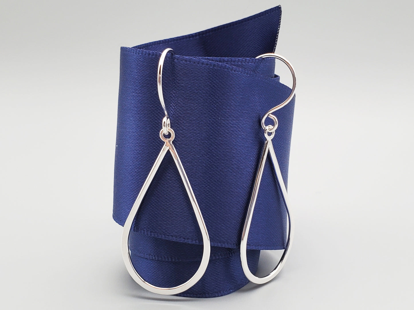 Bottom Hammered Teardrop Earrings