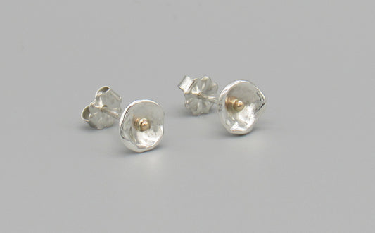 Water Forged Mixed Metal Petal Post