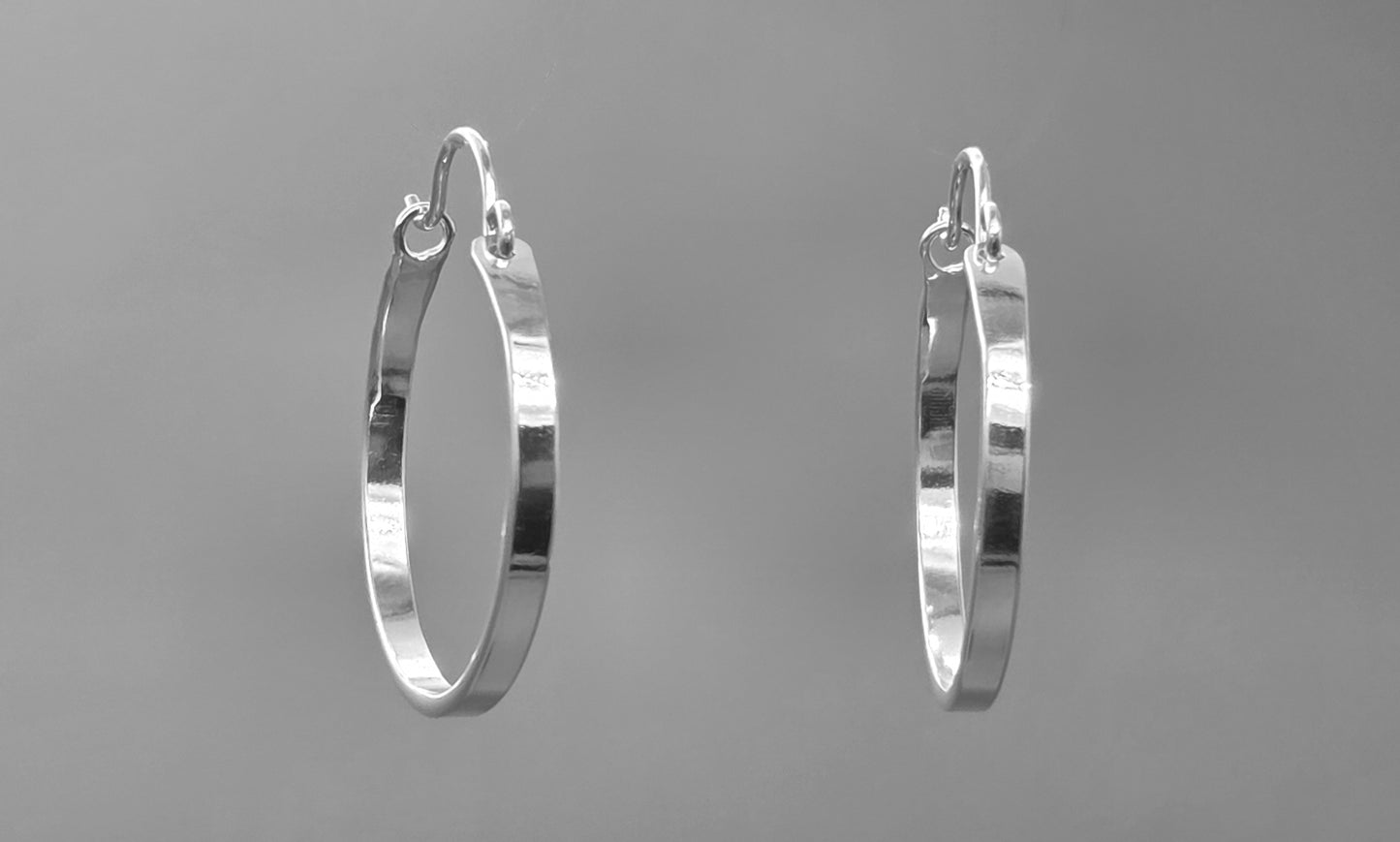 Classic Smooth Hoops - 20mm